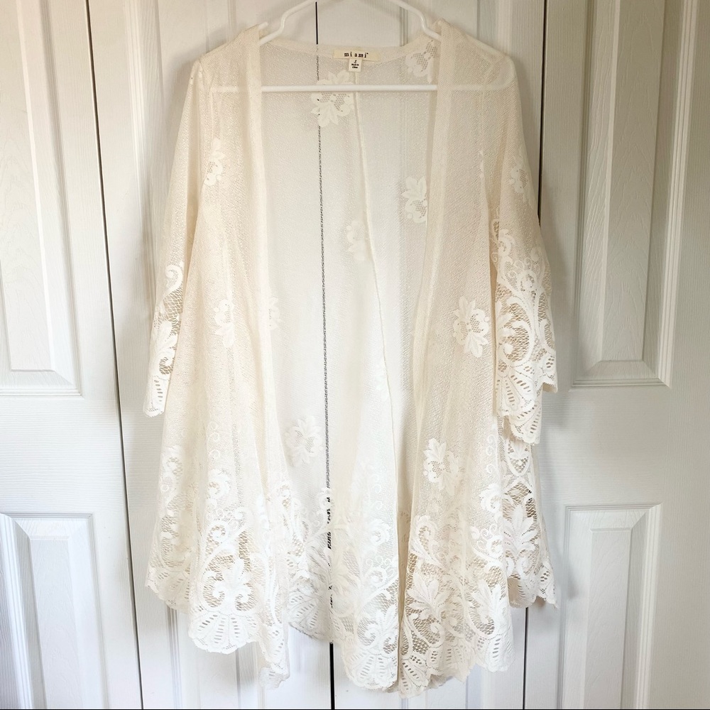 Miami (Francesca’s) Ivory Lace Kimono